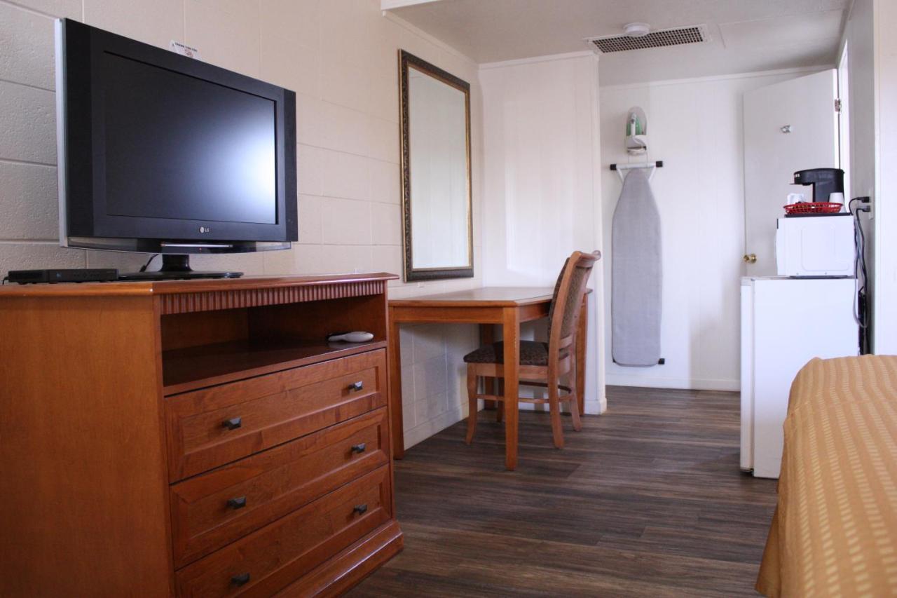 Budget Inn Ontario Bagian luar foto