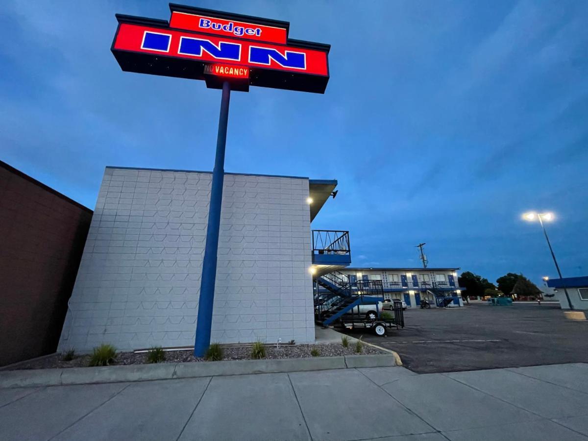 Budget Inn Ontario Bagian luar foto