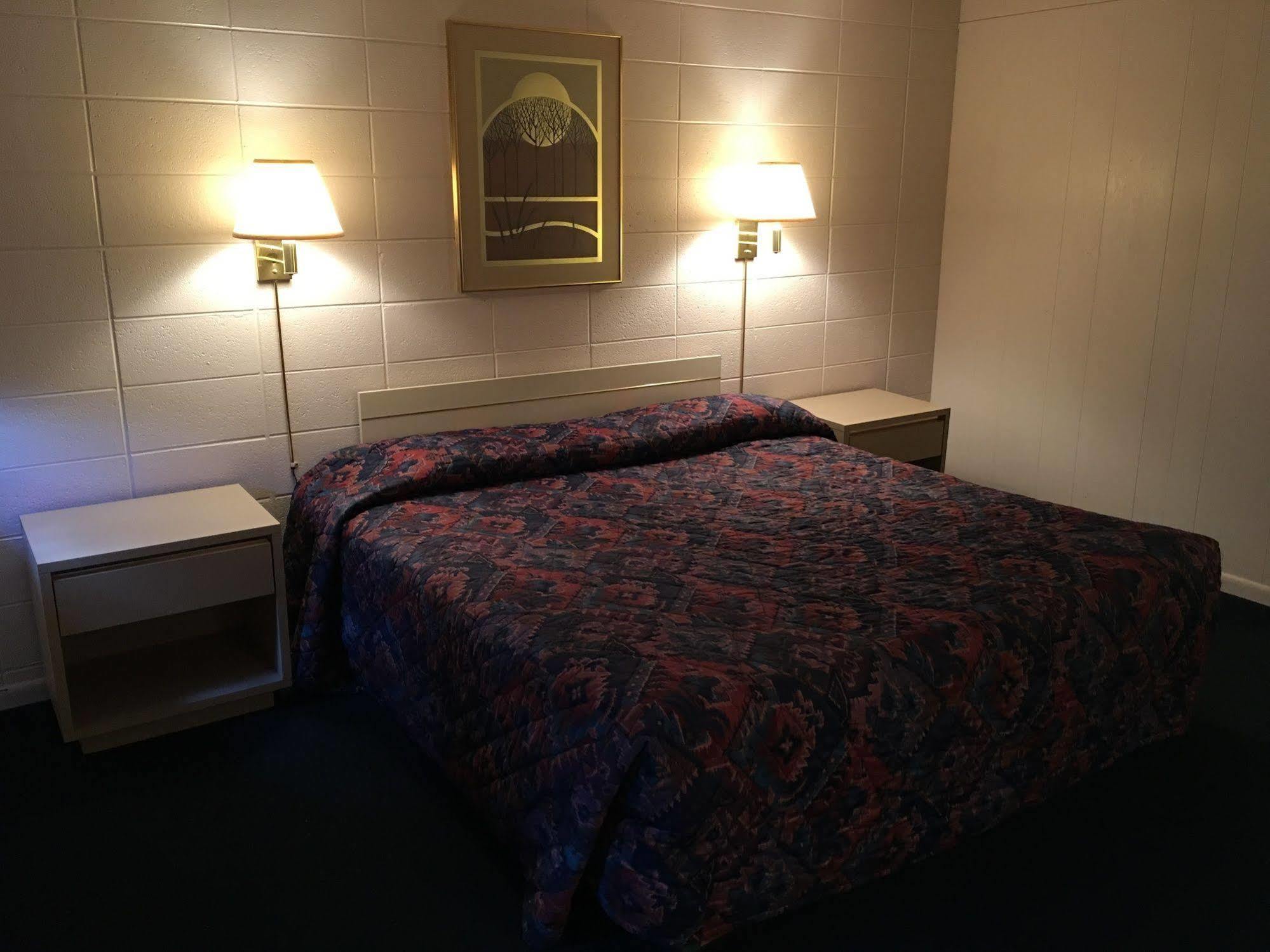 Budget Inn Ontario Bagian luar foto